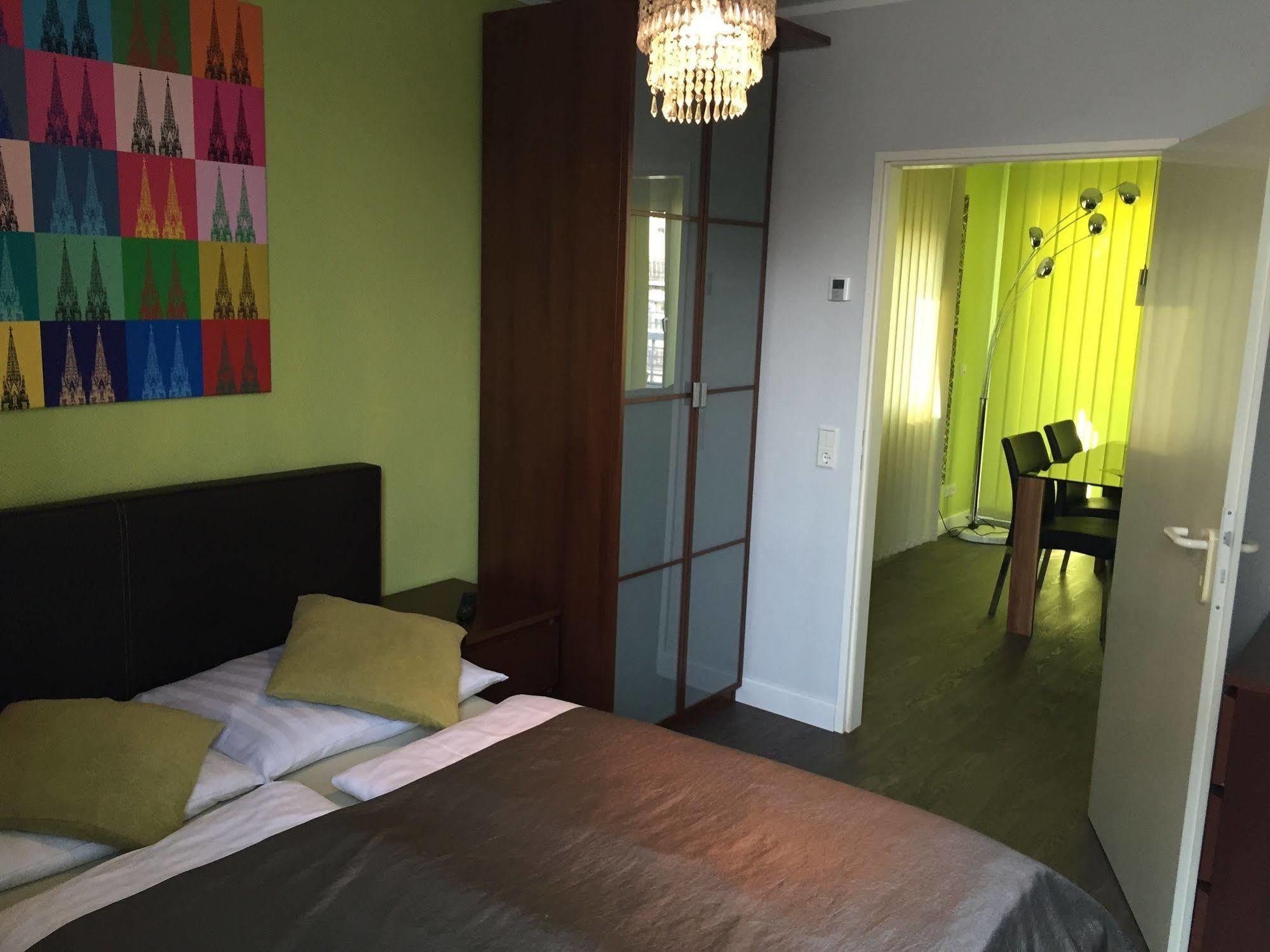 First Domizil Apartment Cologne Luaran gambar