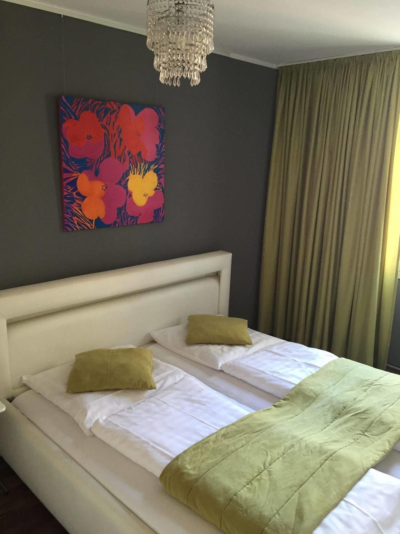 First Domizil Apartment Cologne Luaran gambar